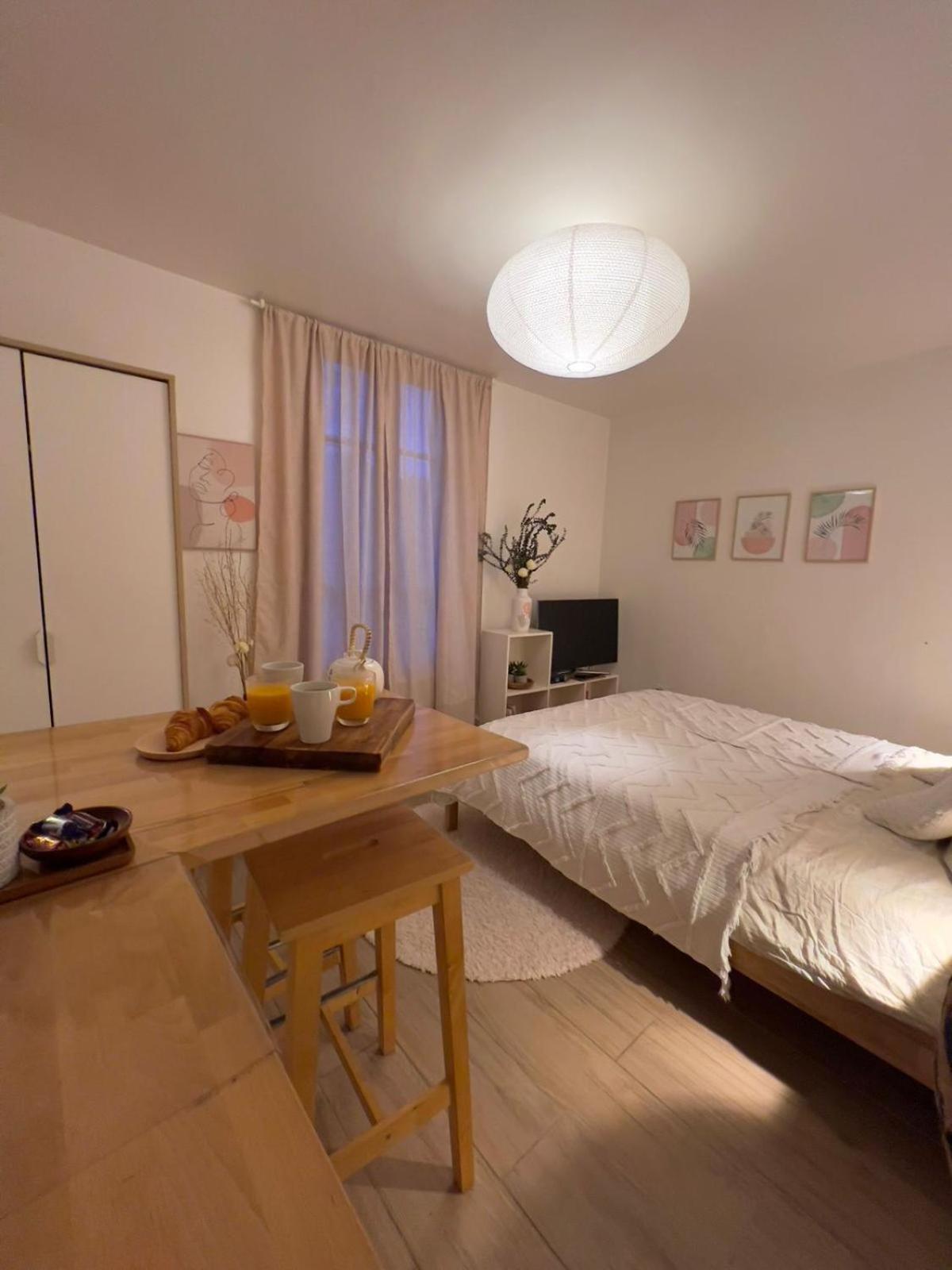 Apartmán Escale Cosy A Pontoise Jacuzzi Et Terrasse Exteriér fotografie